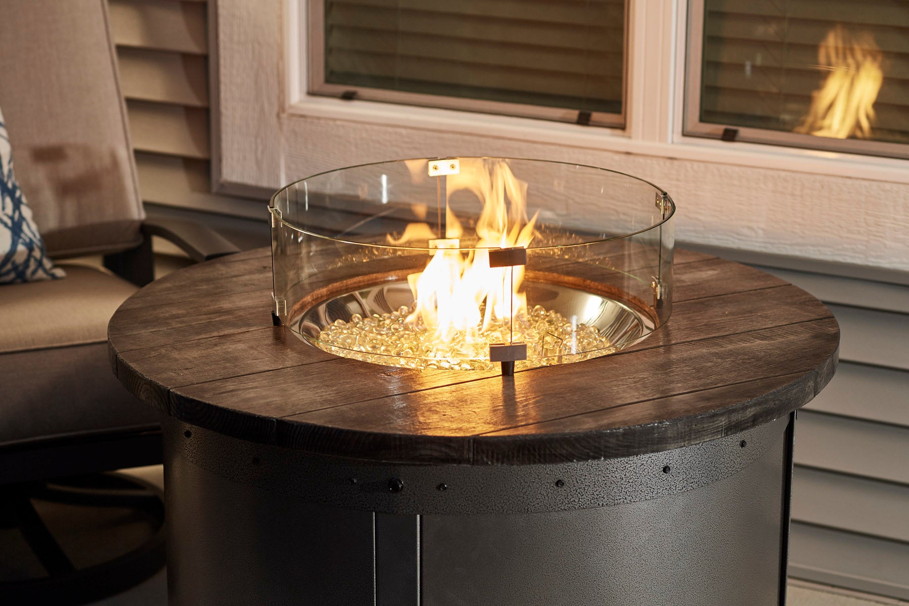 Outdoor GreatRoom Edison Fire Table  Outdoor GreatRoom