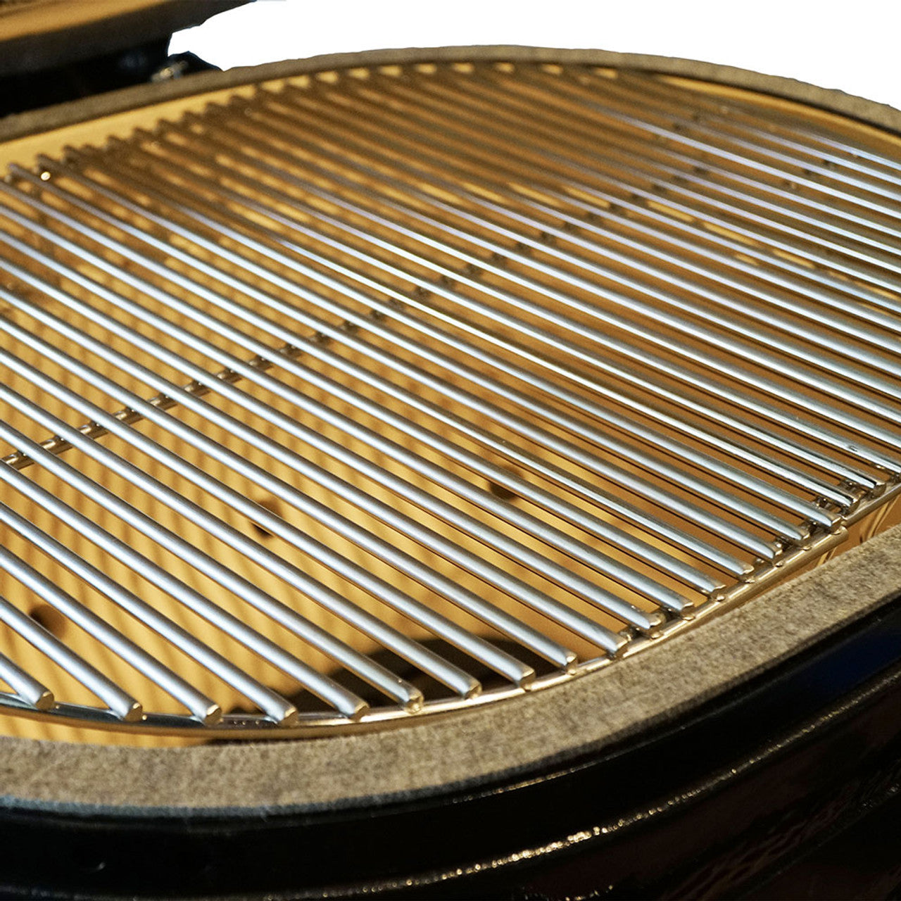 Primo Ceramic Grills Jack Daniels Edition Oval XL 4000 Series Charcoal Grill/Smoker  Primo Ceramic Grills