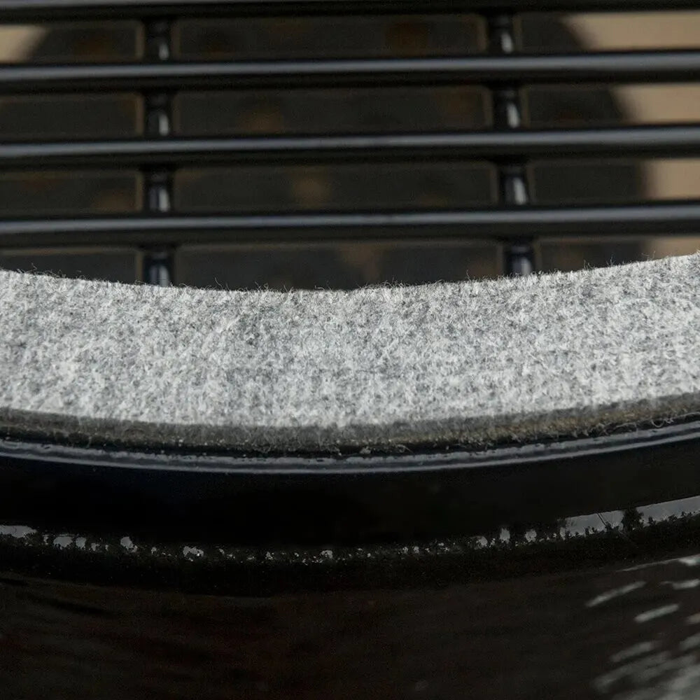 Primo Ceramic Grills Large Round Charcoal Grill/Smoker with Ash Tool & Grid Lifter  Primo Ceramic Grills